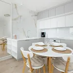 Apartment Marina Sea View - By Jantar *