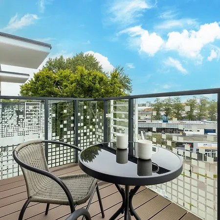 Apartment Marina Sea View - By Jantar *